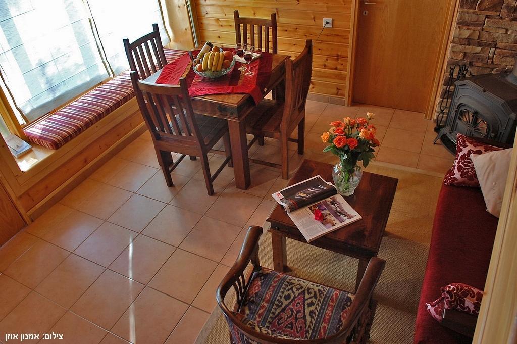 Villa Nofesh Ne'Eman Amirim Habitación foto